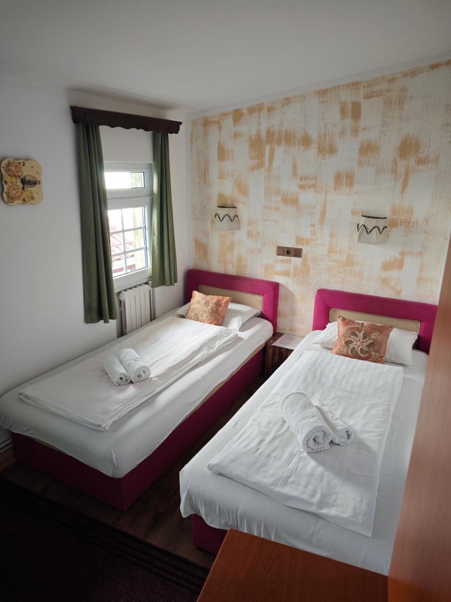 Guesthouse Yildiz Sarajevo Exterior foto